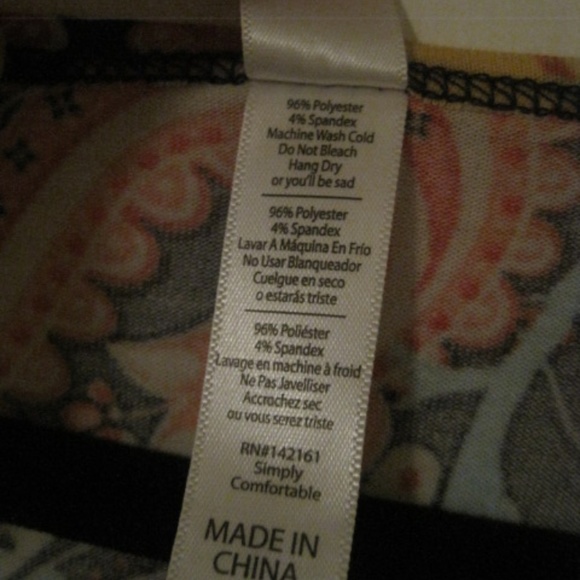 Lularoe Paisley Perfect Tee - Picture 4 of 4